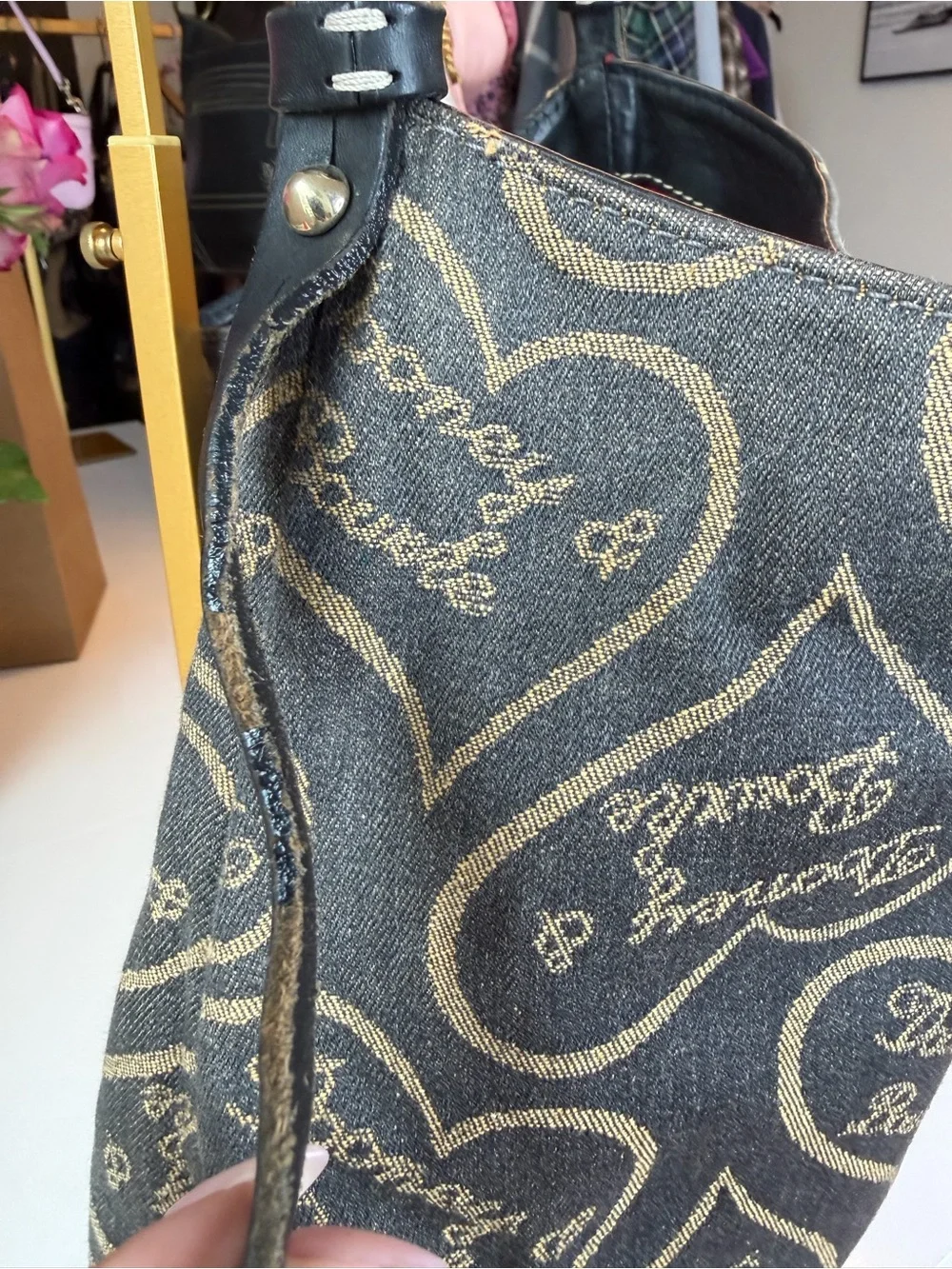 Dooney & Bourke such fun
